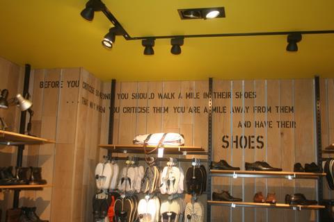 River Island, Swindon